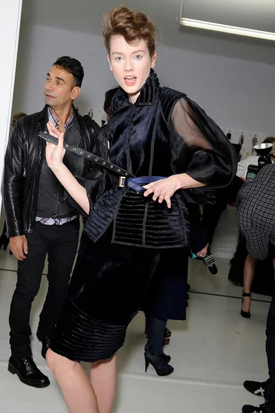 Look 44